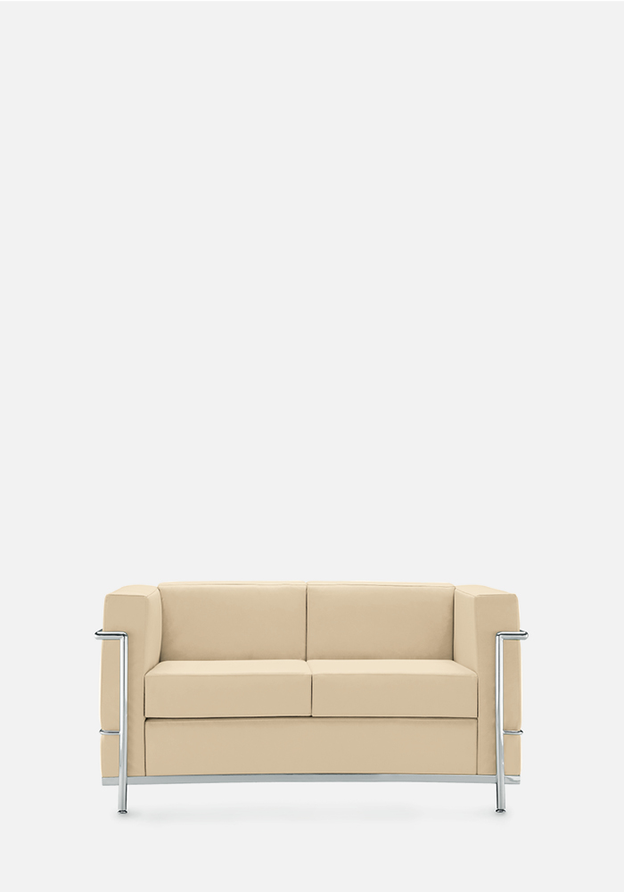Nei colori più vivaci, Charme svela la sua anima giovane, contemporanea, perfettamente sottolineata dalla lucentezza dell’acciaio cromato.